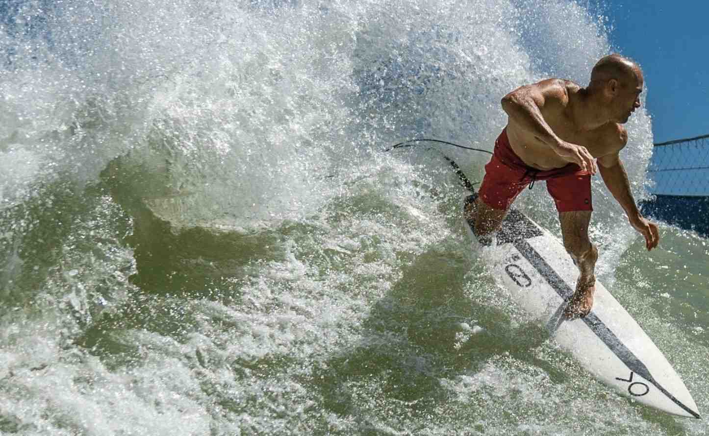 Quel est le plus grand surfeur du monde ?