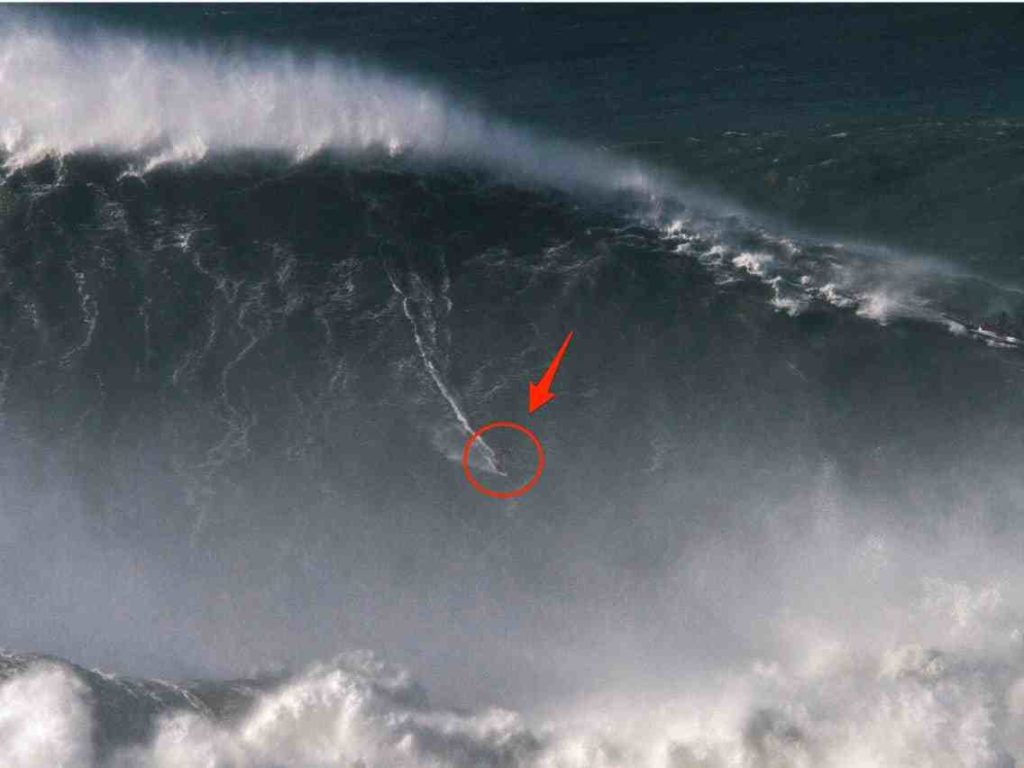 Qui a surfé la plus grosse vague du monde ?