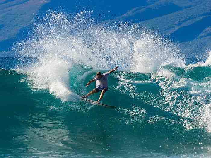 Est-ce que surfer est un métier ?