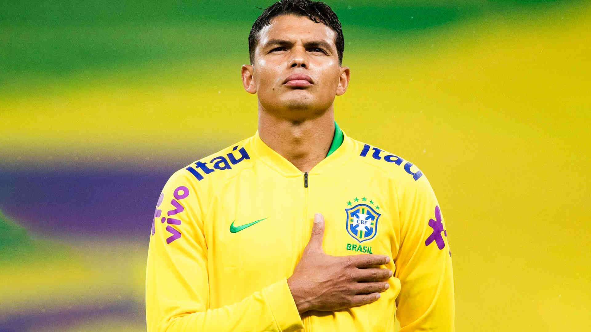 Où est né Thiago Silva ?