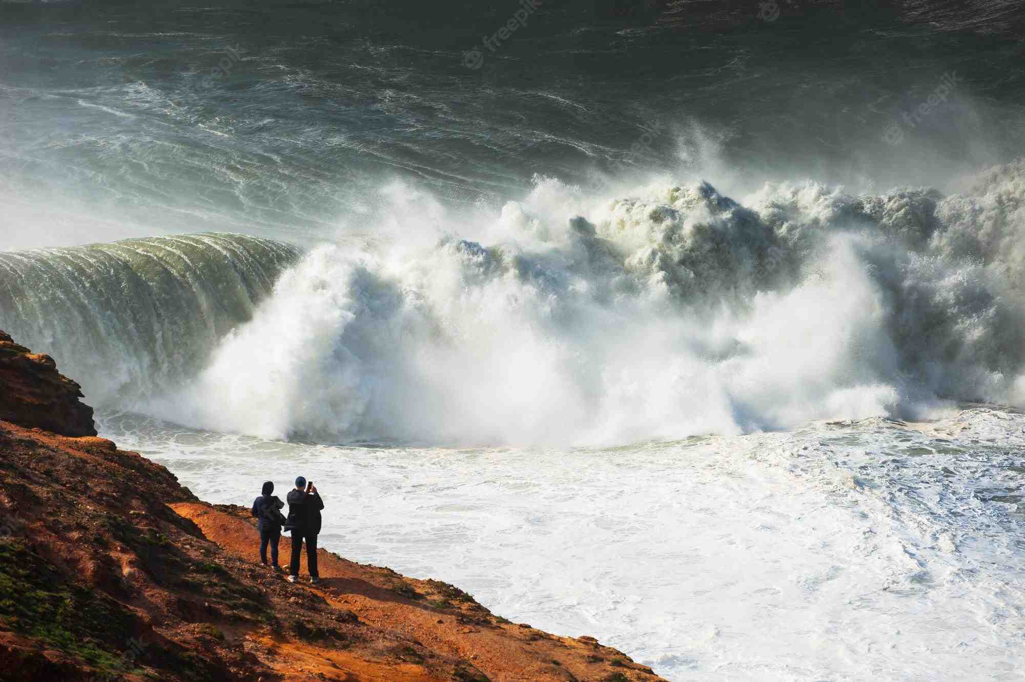 Où se trouve la plus grande vague du monde ?