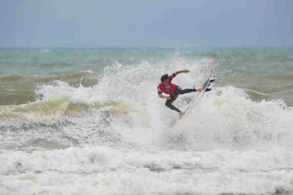 Où surfer en 2021 ?