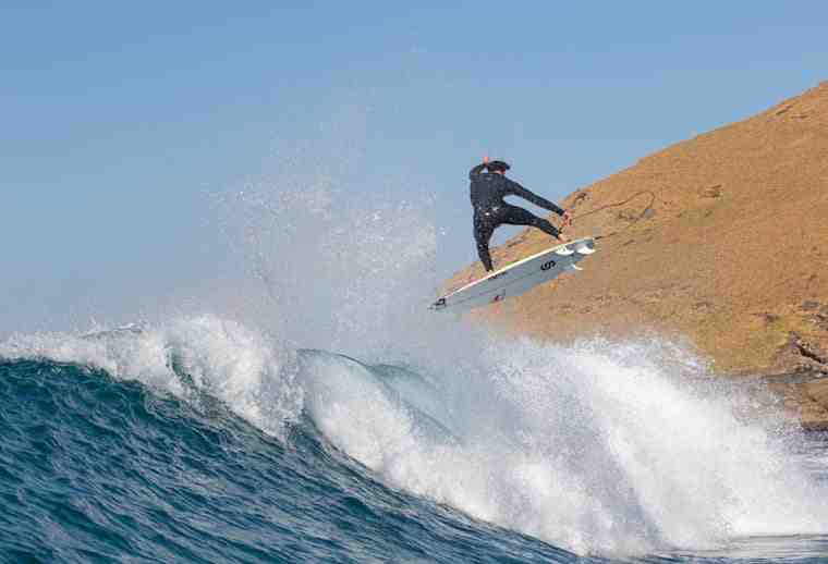 Qui est le meilleur surfeur du monde ?